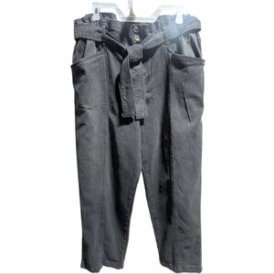 Time & Tru Women's Paperbag Jeans Sz 18 Black Curvy Plus Size